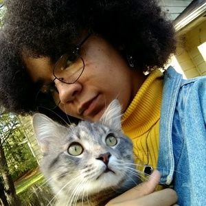 Meet your Posher, Kendall